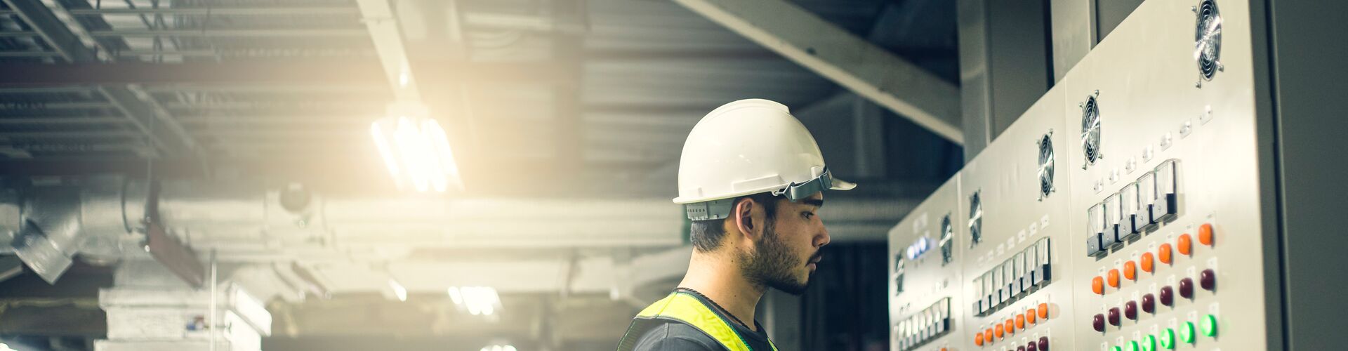 Elektrikerhelfer (m/w/d) - ab Mitte Juli